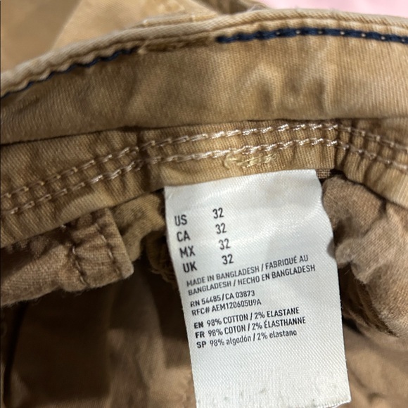 Men’s American Eagle Shorts - Picture 3 of 4